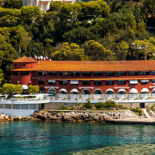 Monte-Carlo Beach Hôtel, hôtel à Monaco : lieu Les Assises
